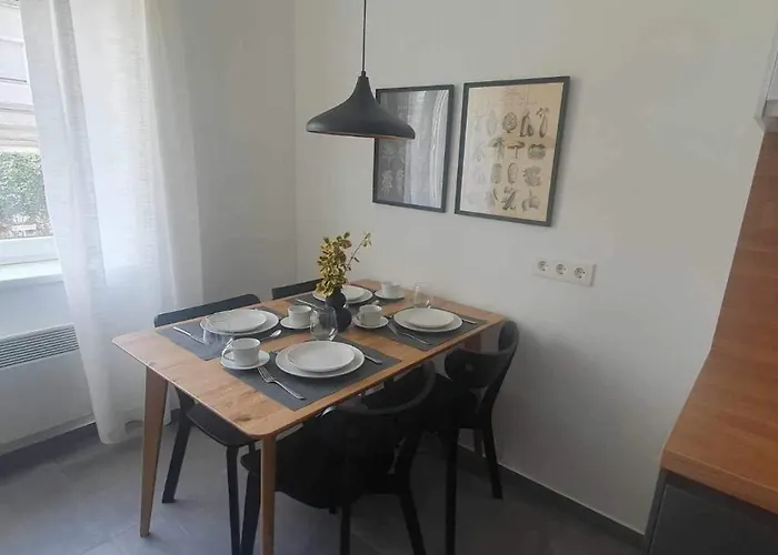 Stylish Apartamento Braunau am Inn